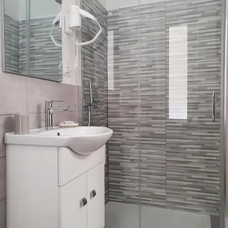 Gasthof 5 Terre Station La Spezia